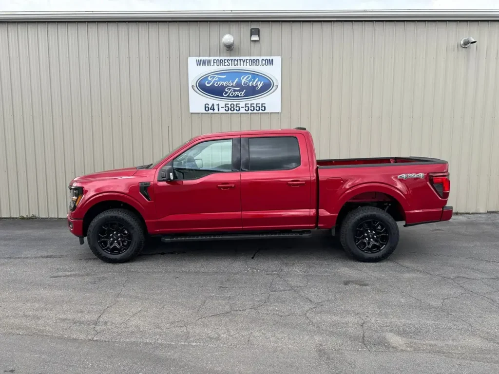 Ford F-150 Red